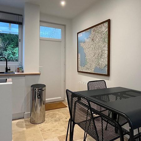Loft Avec Terrasse Et Jardin Apartment อองกูแลม ภายนอก รูปภาพ