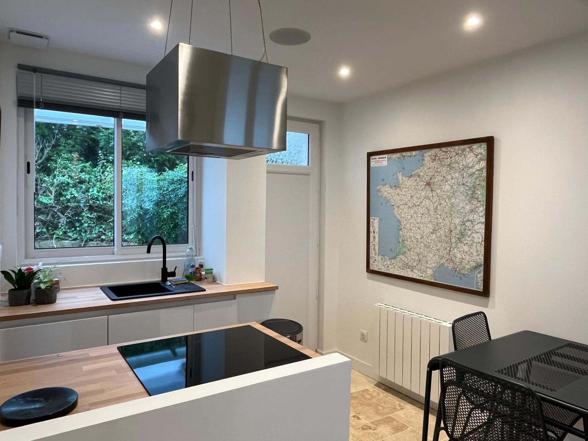 Loft Avec Terrasse Et Jardin Apartment อองกูแลม ภายนอก รูปภาพ