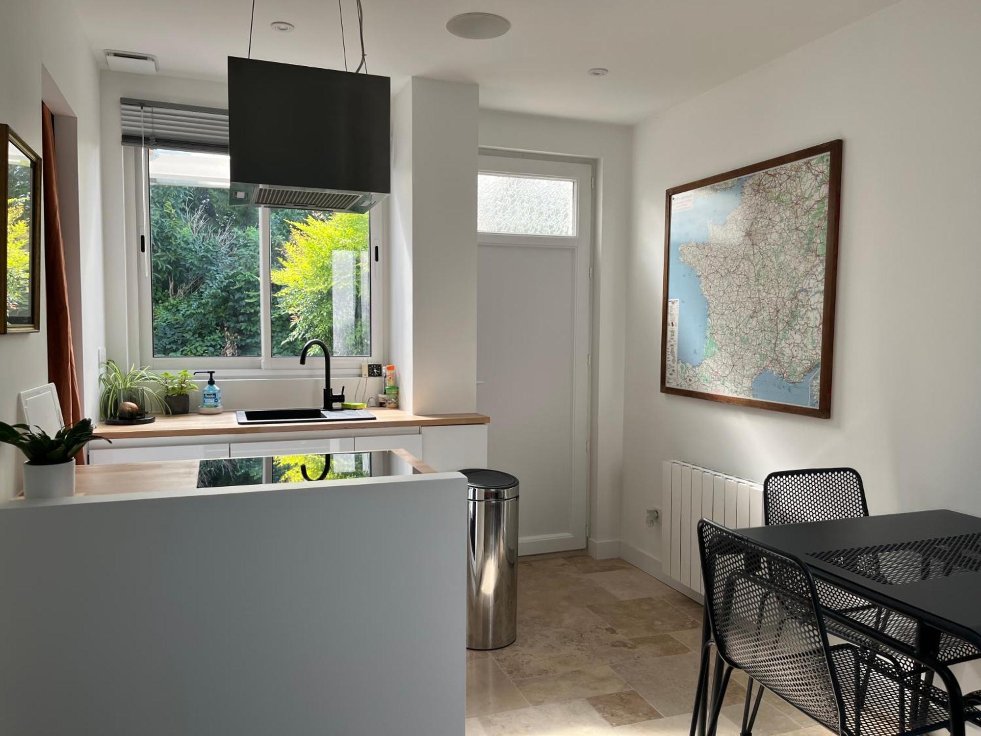 Loft Avec Terrasse Et Jardin Apartment อองกูแลม ภายนอก รูปภาพ